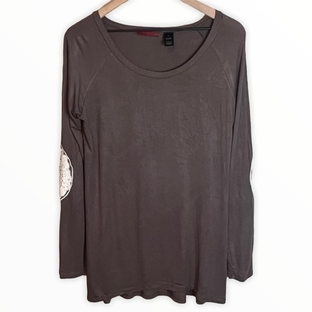 BKE Red Womens Small Top Charcoal Brown Crochet Lace Elbow Patch Long Sleeve